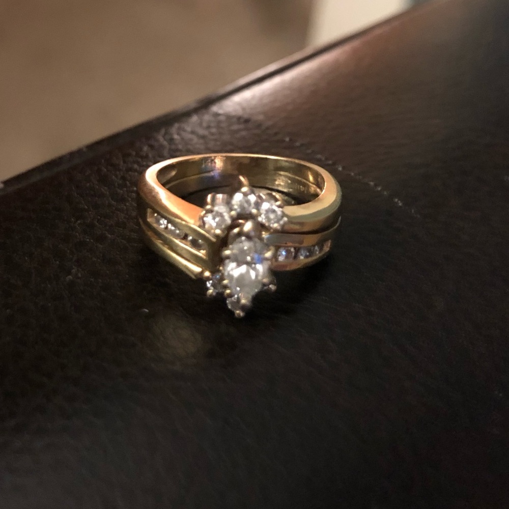 14k gold diamond ring